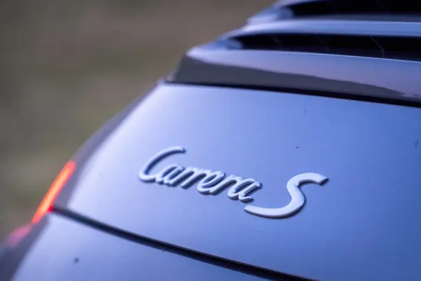 カジノ スロッツ エルブイ Android/iOS アプリ